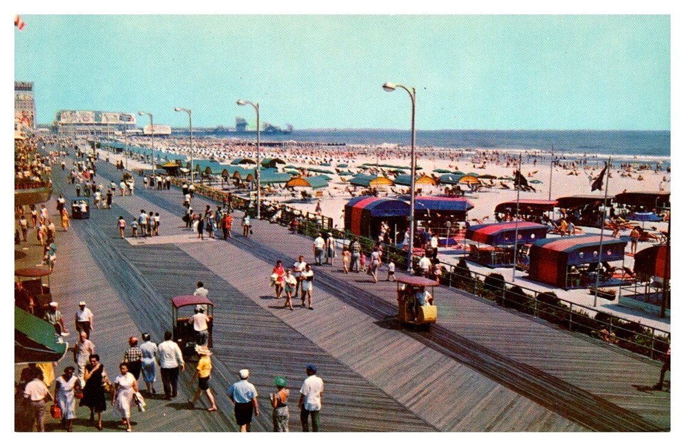 1960s Colorful View Boardwalk & Beach Atlantic City New Jersey Vintage Postcard