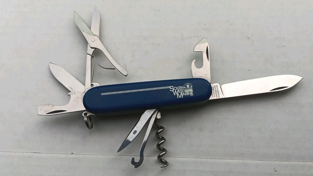 Victorinox Swiss Army 8-Tool Rostfrei Officer Suisse Southwest Marine Inc