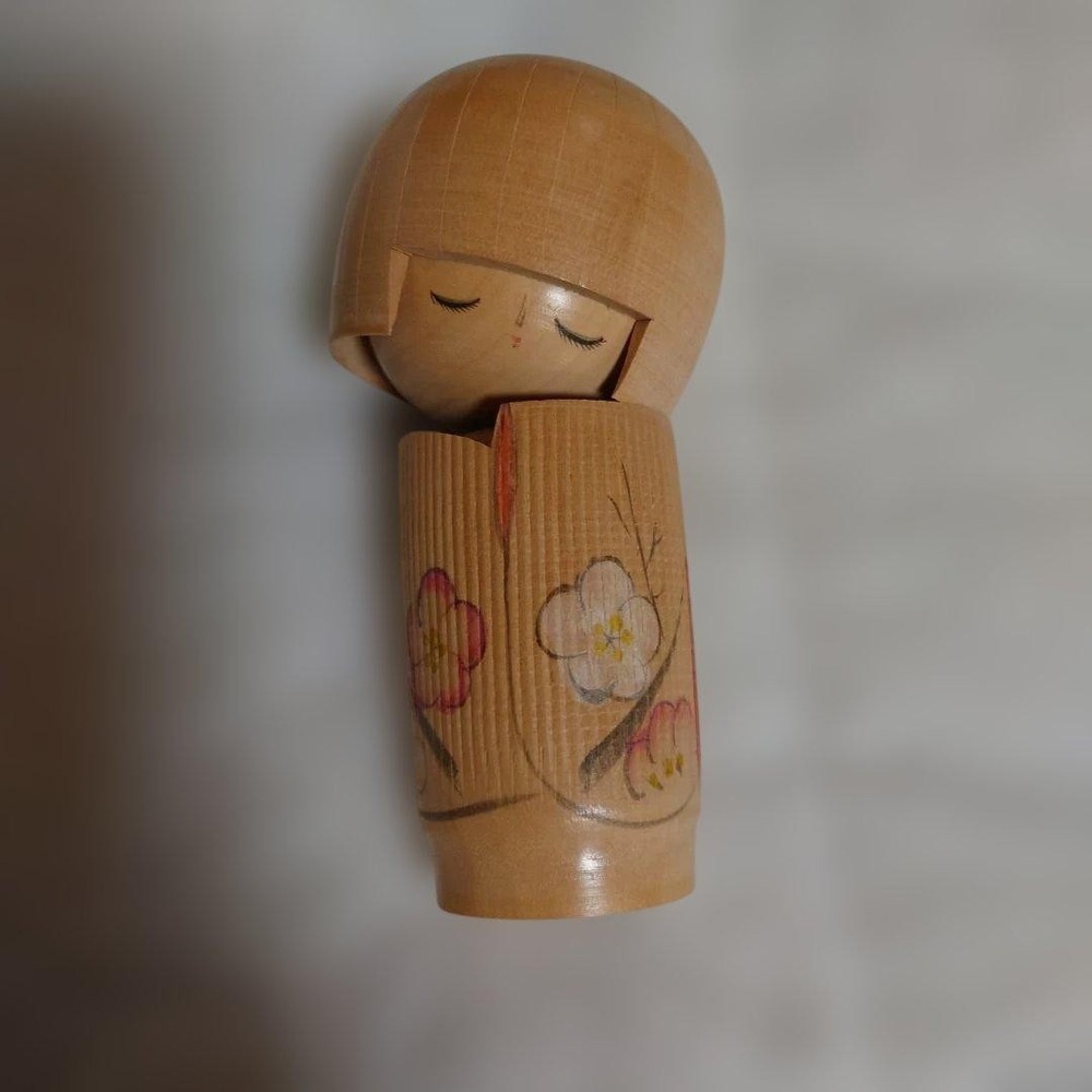 Kokeshi Doll Hand Painted Plum Blossom Wooden Traditional Craft New