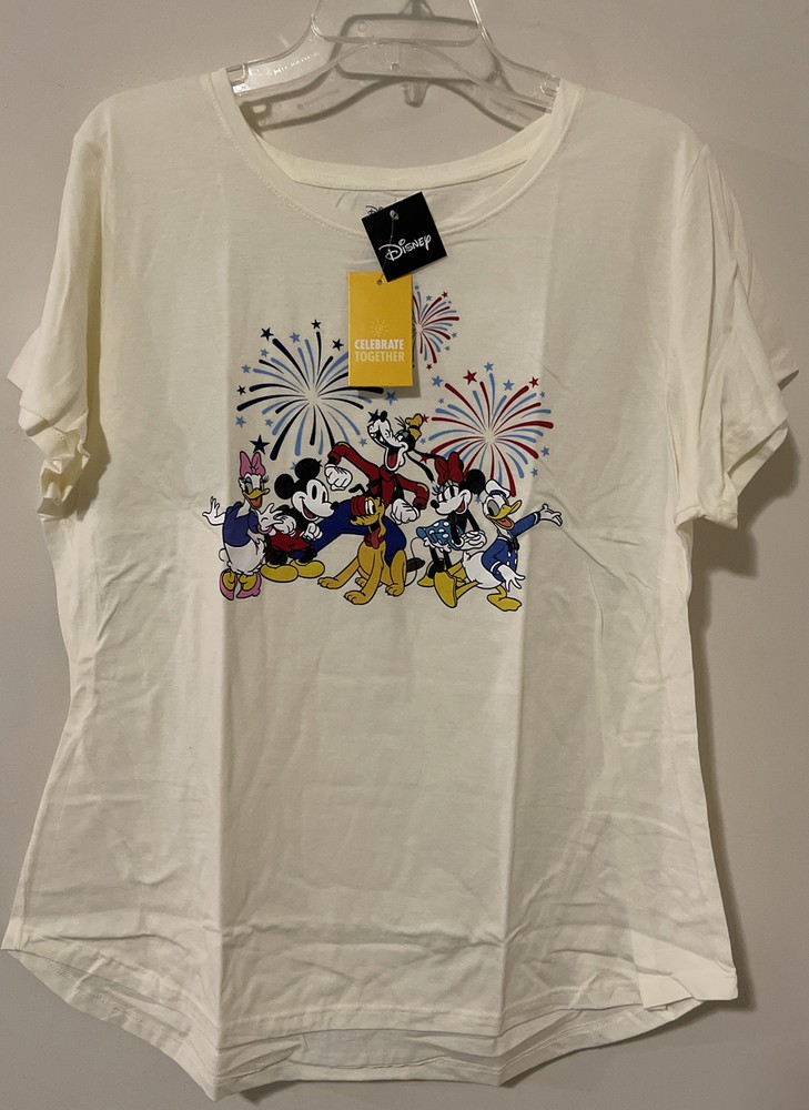 Disney Womens XL Ivory Short Sleeved Mickey Minnie Character Tshirt NWT! A1247