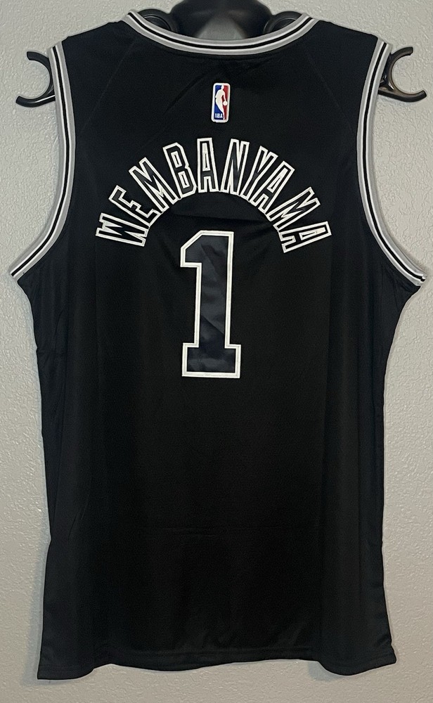 Victor Wembanyama Jersey Black Edition Men’s Size 2XL New with Tags