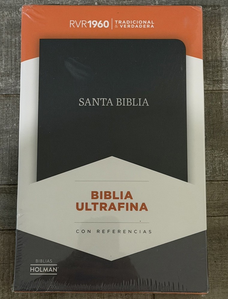 Brand New Biblia Ultrafina,  RVR, 1960 Negro Piel Fabricada Con Referencias
