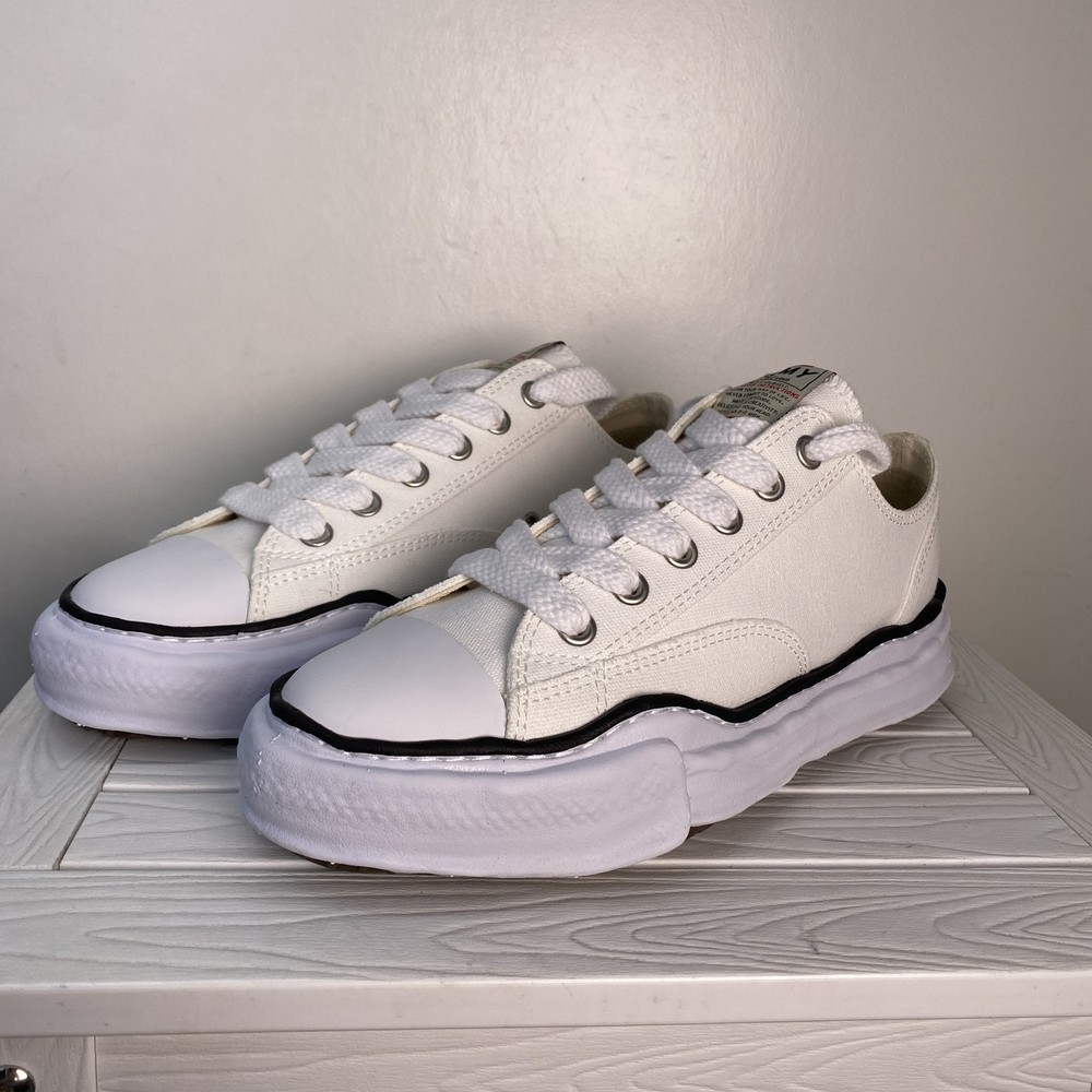 Maison Mihara Yasuhiro Peterson Men Size US 9 EU 42 White Canvas Low Top Sneaker