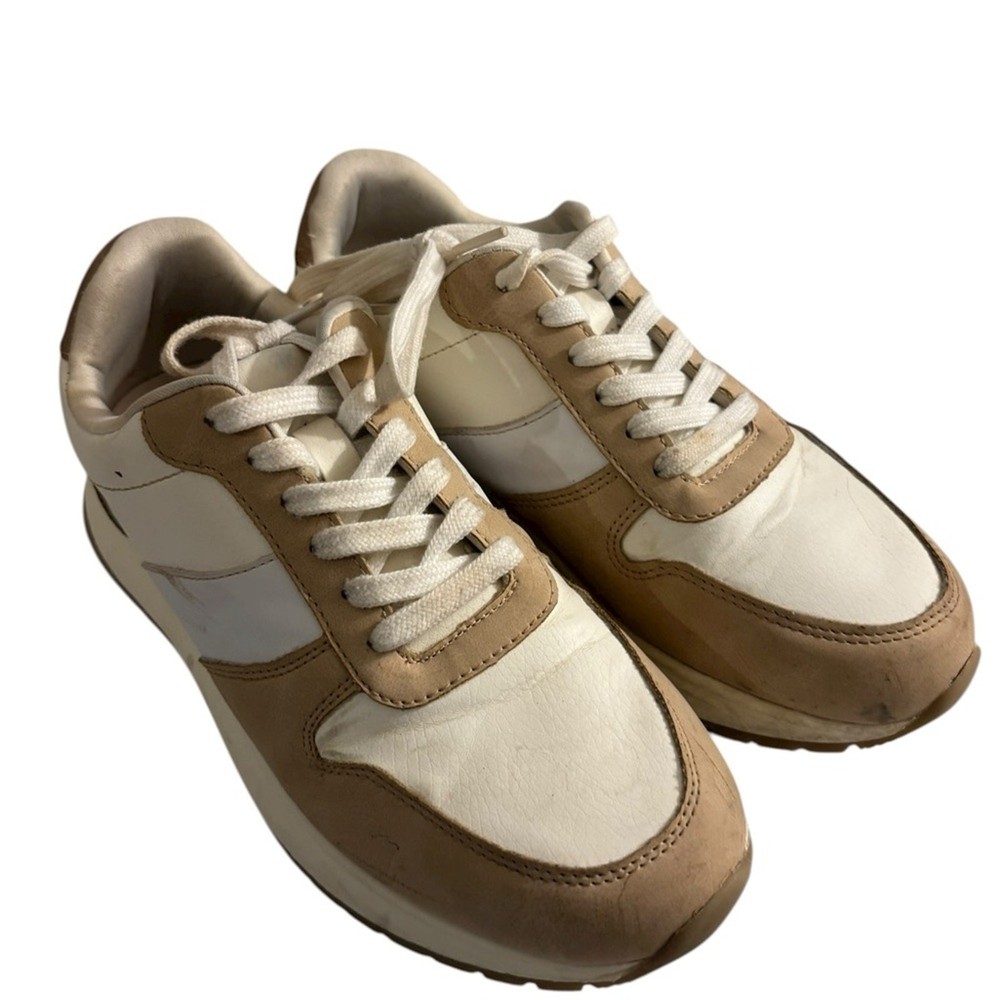 Women’s Retro Inspired Chunky Casual White and Tan Memory Foam Sneakers Size 8