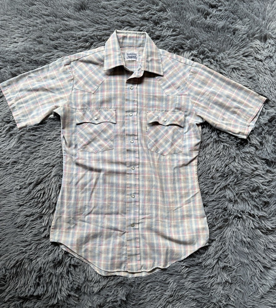 Women’s Small Vintage Levi Short Sleeve Pearl Snap