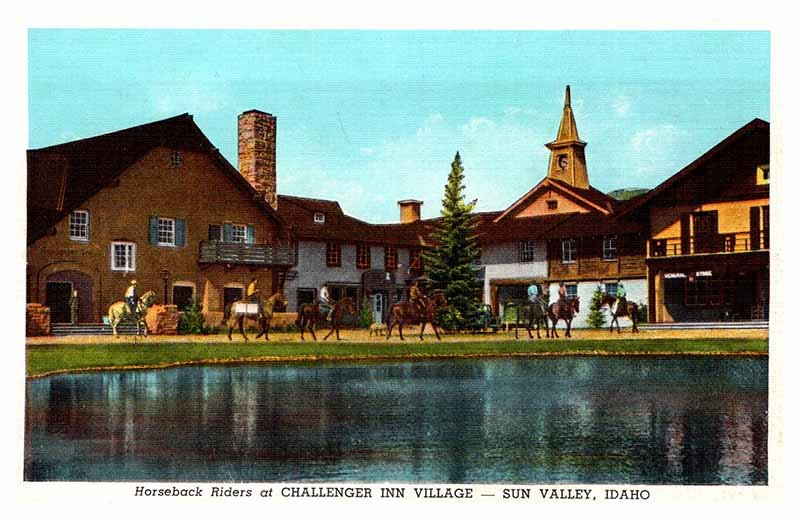 Postcard HOTEL SCENE Sun Valley Idaho ID m/09 AP3586