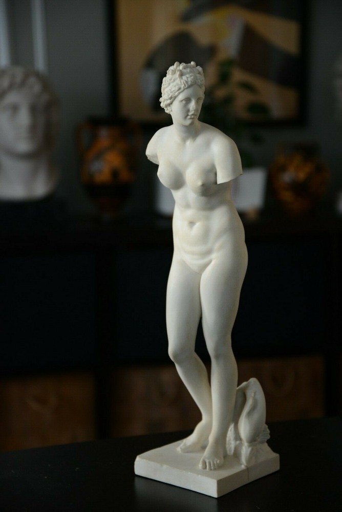 3rd century BC Aphrodite Venus Statue Sculpture Greek Roman reproduction replica