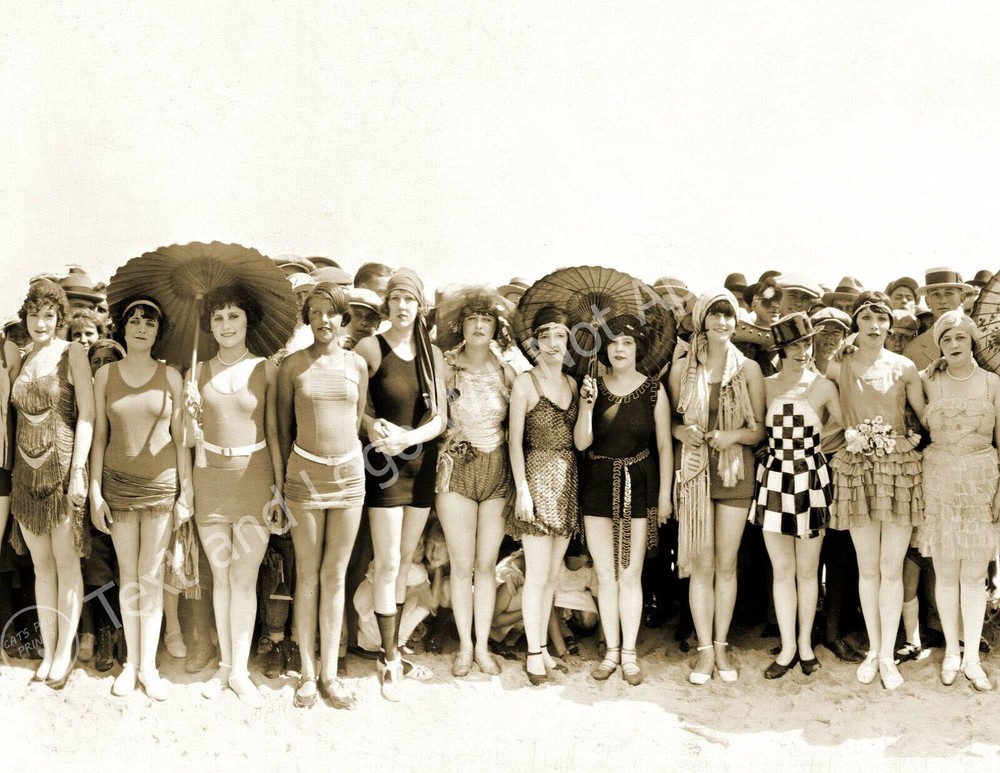 1925 Bathing Beauty Contest, Long Beach, CA #3 Old Photo 8.5