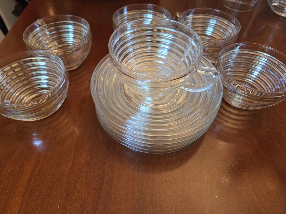 Vtg Anchor Hocking Manhattan Clear Glass Ribbed Set of 6 cups and saucers