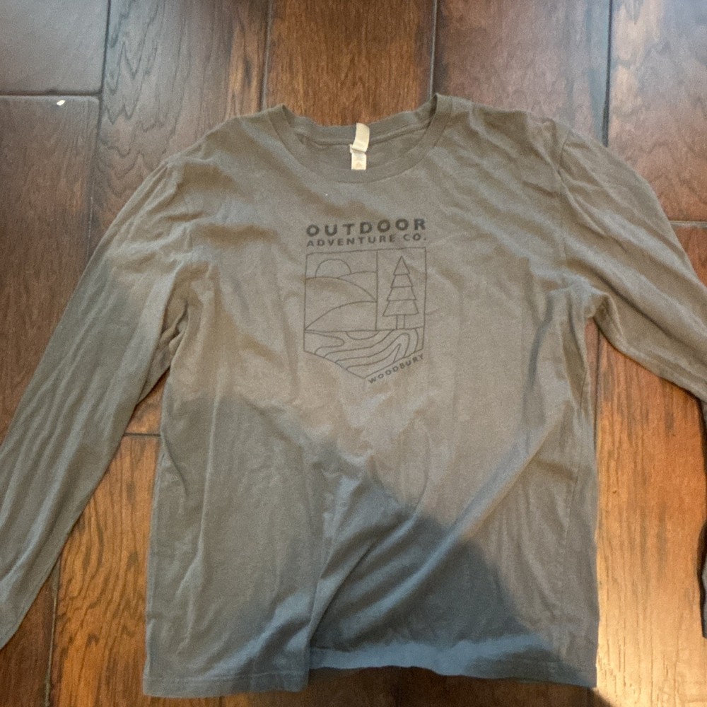 Next Level Men's L Gray Long Sleeve Crew Neck Outdoor Graphic Logo T-Shirt