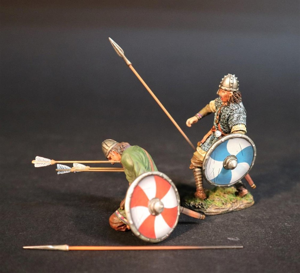 SX-62A 2 Wounded Saxons Age of Arthur John Jenkins Miniature Figures
