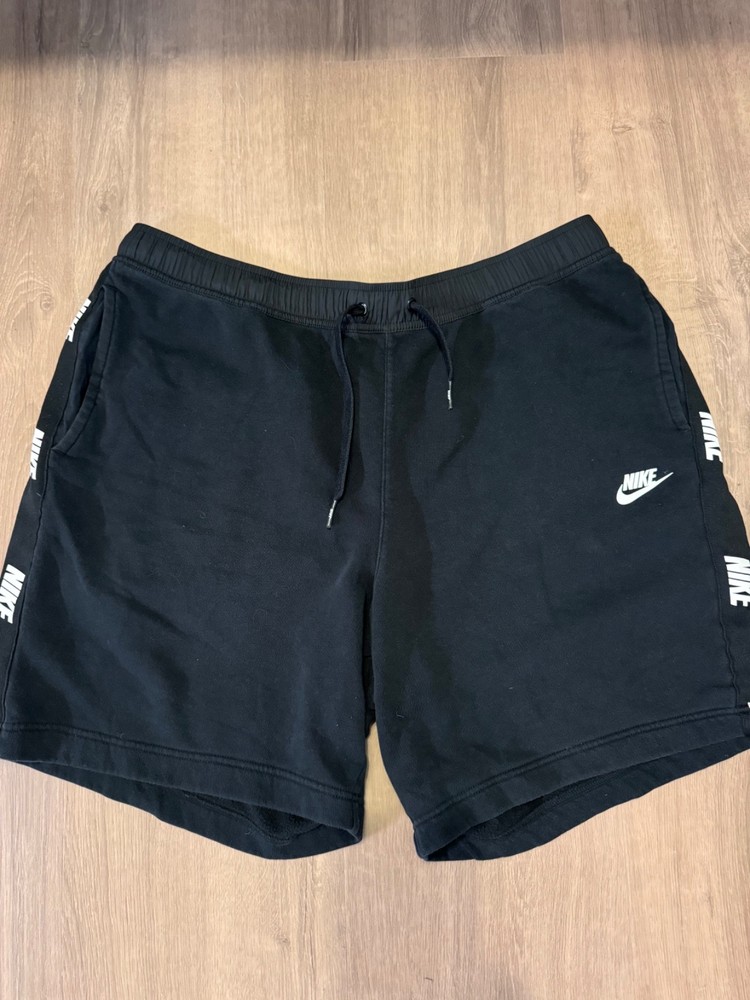 Nike Sportswear Fleece Shorts Men's XXL Black Logo Tape Drawstring Athletic Gym