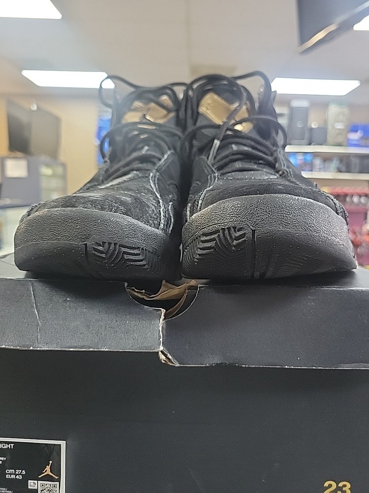 Jordan True Flight Black Metallic Gold 342964-070 Men’s Size 9.5Lace Up Sneakers