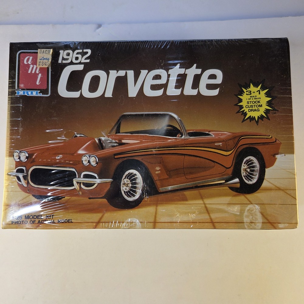 1962 Corvette Convertble AMT 1:25 Build 3 Ways In Factory Sealed Box