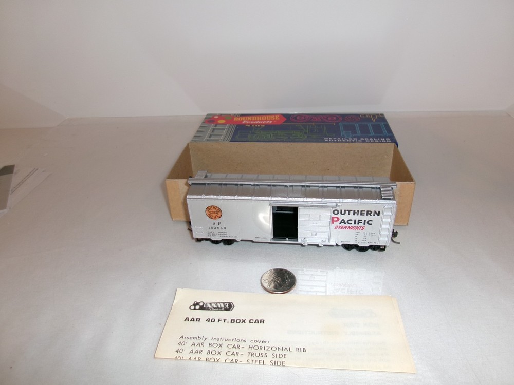 🚂Roundhouse Blue Box 1071 HO Scale 40' Box Car Kit, Southern Pacific #163043 🚂