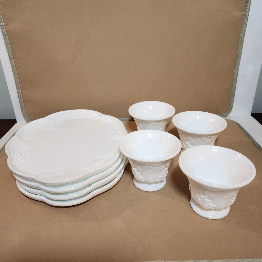 Set of 4 Vintage Indiana Milk Glass Grape Harvest Lunch Snack Plate & Tea Cup