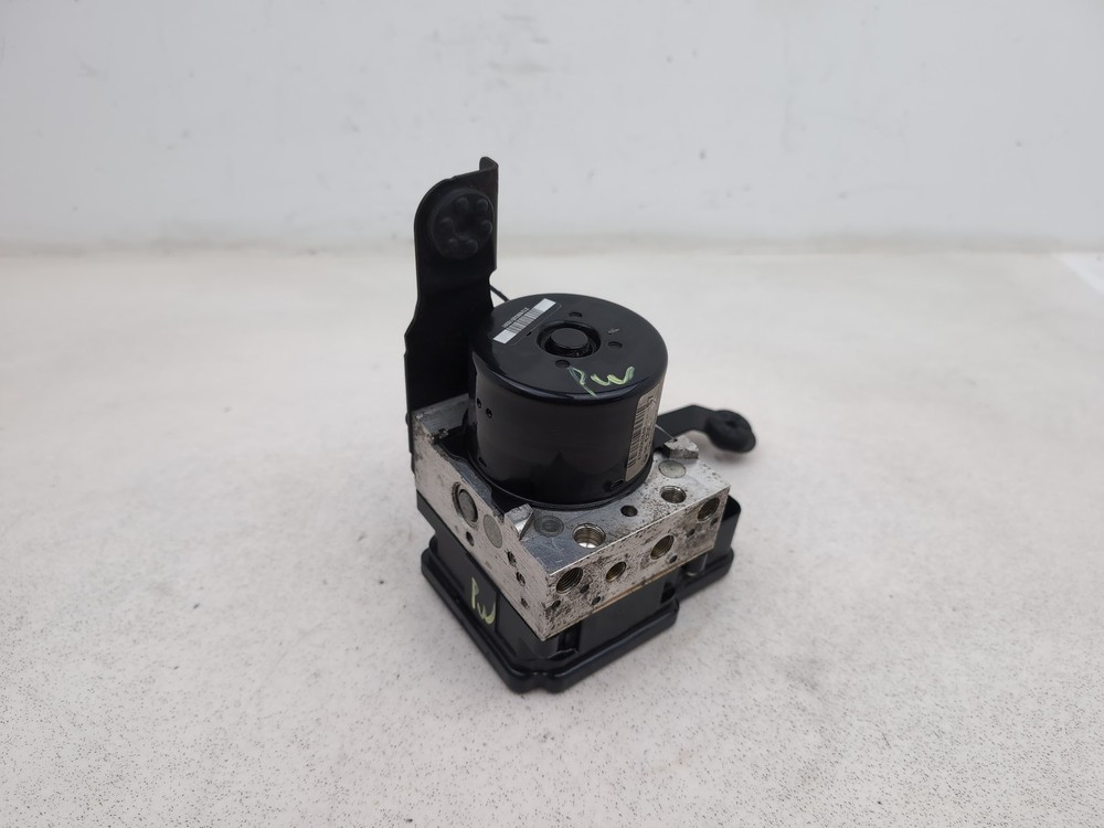 RENAULT MEGANE EXPRESSION VVT 110 ABS Pump 476606264R 2008-2015