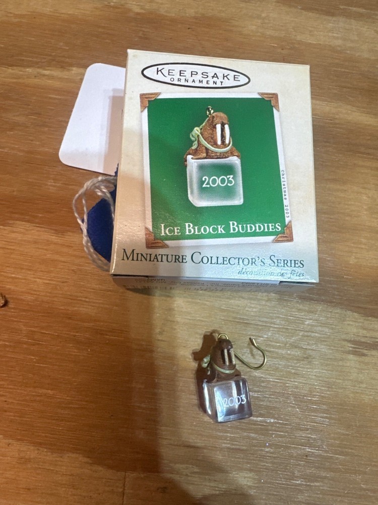 Hallmark Keepsake Ornament Ice Block Buddies (2003) Miniture collectors series