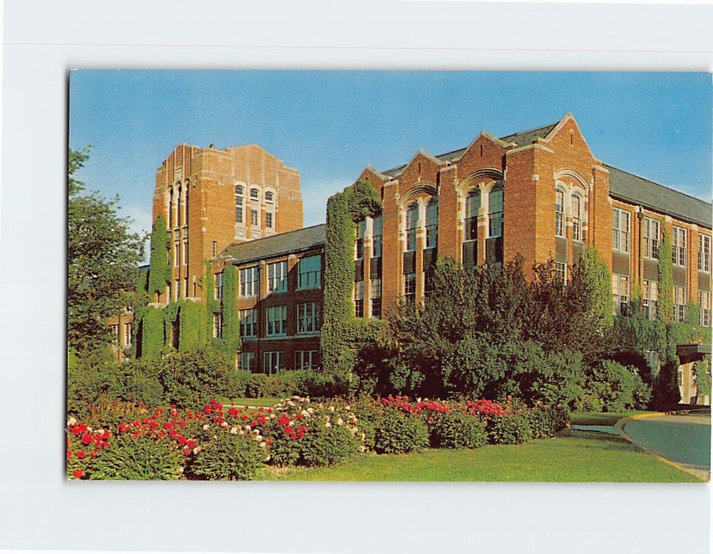 Postcard Warriner Hall Central Michigan University Mt. Pleasant Michigan USA