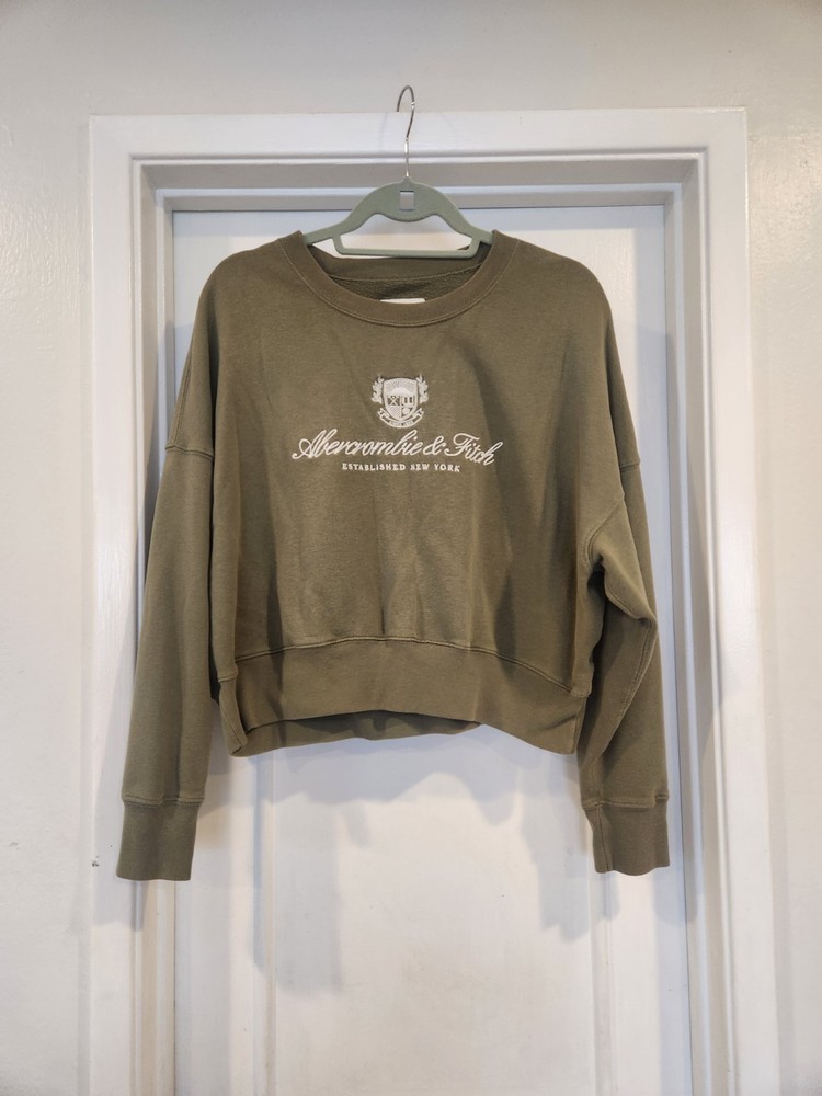 Abercrombie & Fitch Olive Green Spellout Cropped Sweatshirt