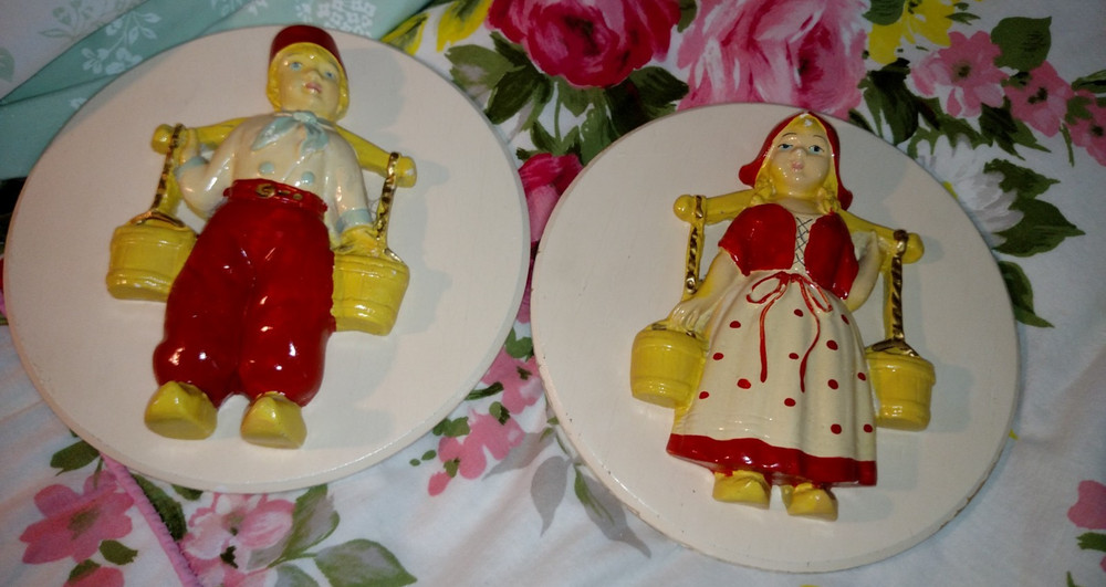 Pair Vintage Chalkware Dutch Boy & Girl Wall Plaques