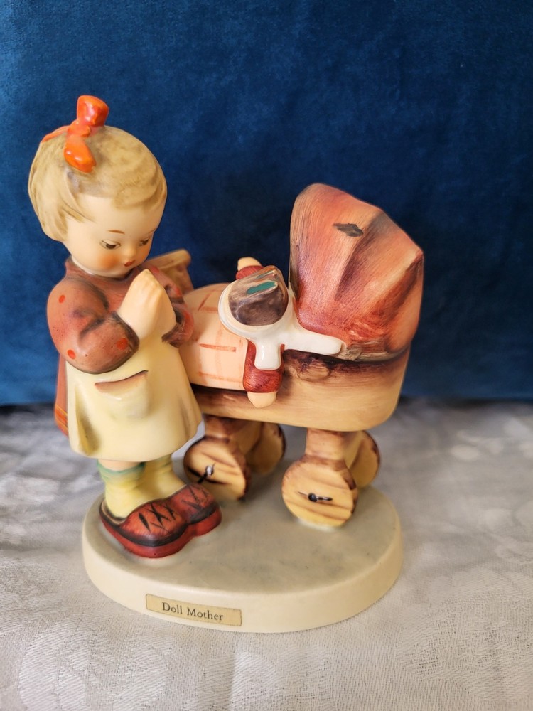 Goebel Hummel Doll Mother figurine #67 porcelain TM-3