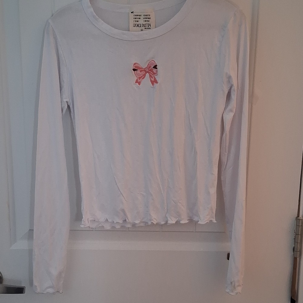 French Pastry Long Sleeve Bow Accent T-Shirt Crew Neck White Women M