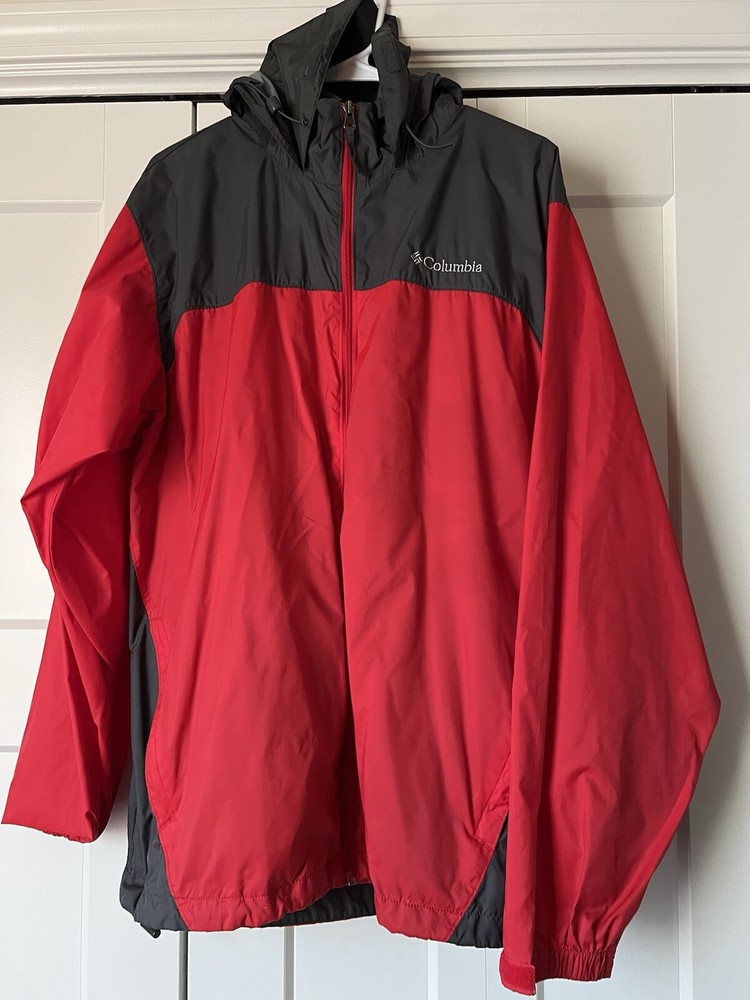 Columbia Rain Jacket - Men’s Large