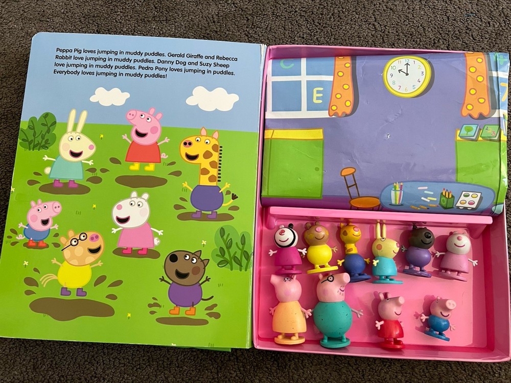 Peppa Pig My Busy Books Storybook Playmat & 10 Figures Playset See Details