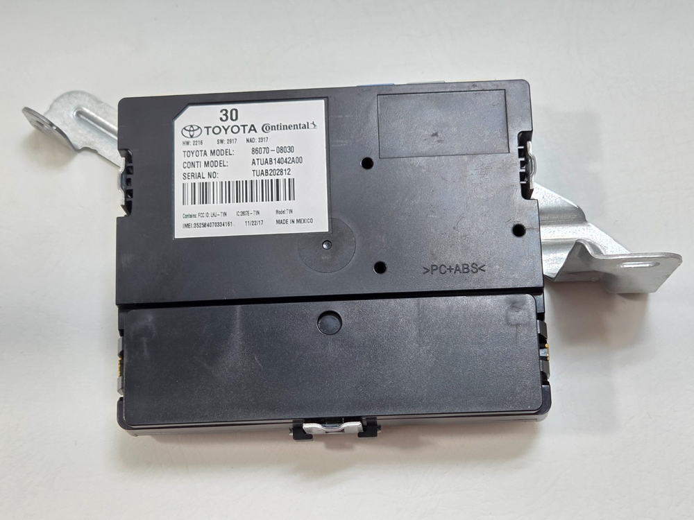 2018-2020 Toyota Sienna Telematics Transceiver Mayday Control Module 86070-08030