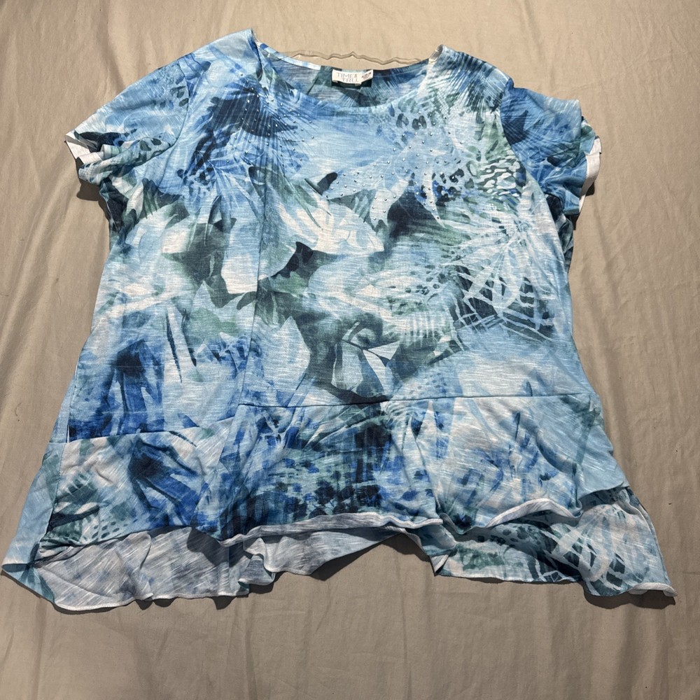 Time And Tru Shirt Womens XL (16-18) Blue Floral Short Sleeve Rhinestone