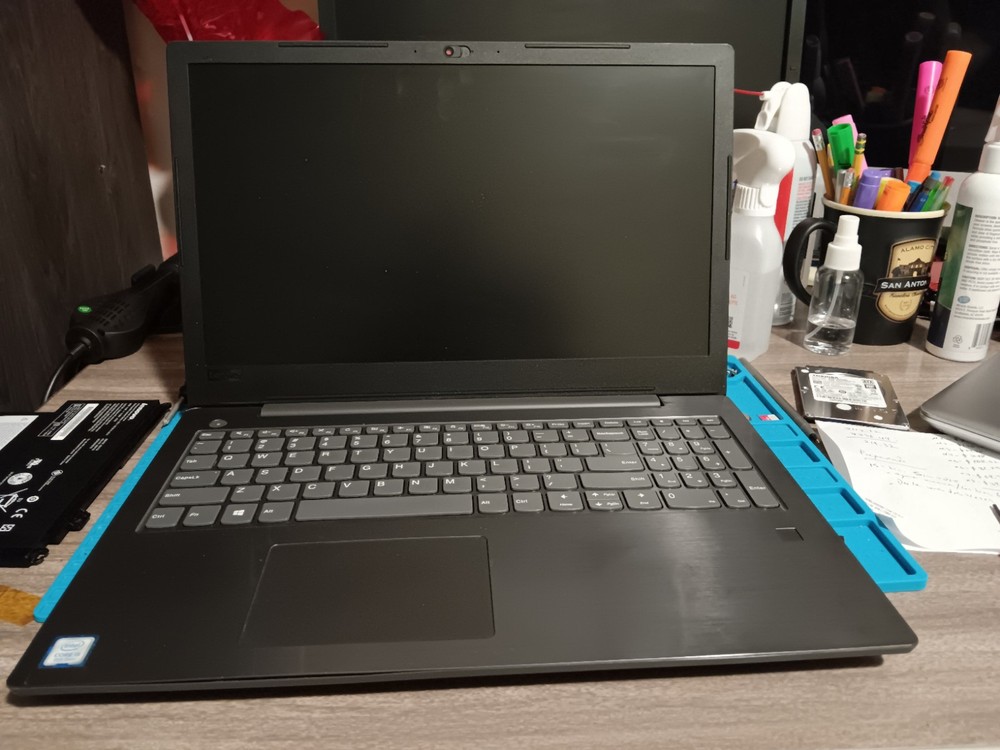 Lenovo V330-15iKB 8th Gen Intel i5 Laptop