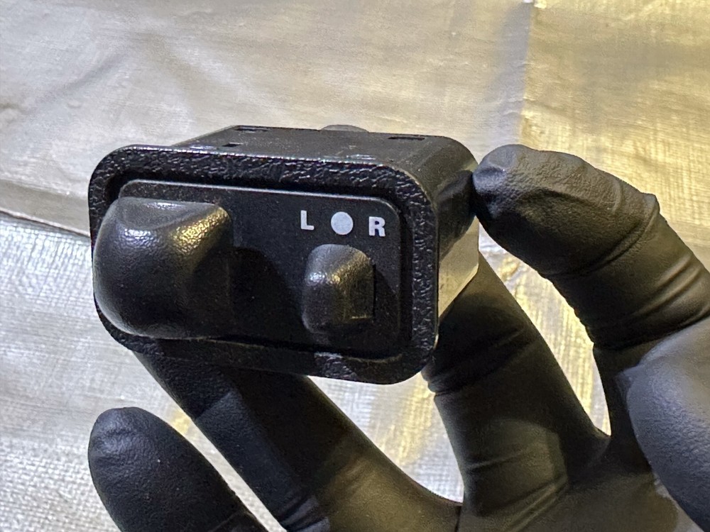 90-97 MAZDA MX-5 MIATA OEM Power Side Door Mirror Control Switch