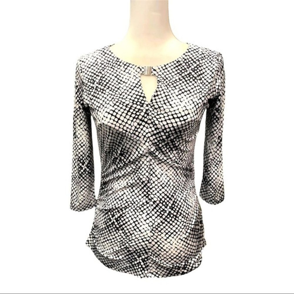 Vince Camuto Blouse -‎ Size Small