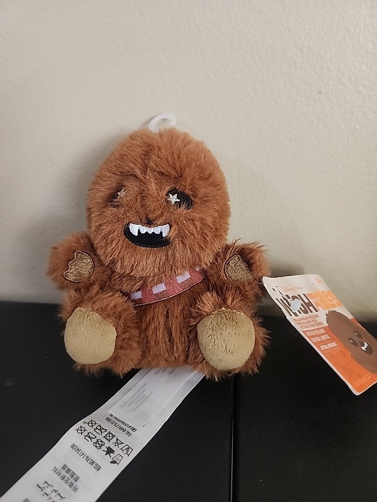 Disney Star Wars Wishables Plush Millennium Falcon Smugglers Run Chewbacca