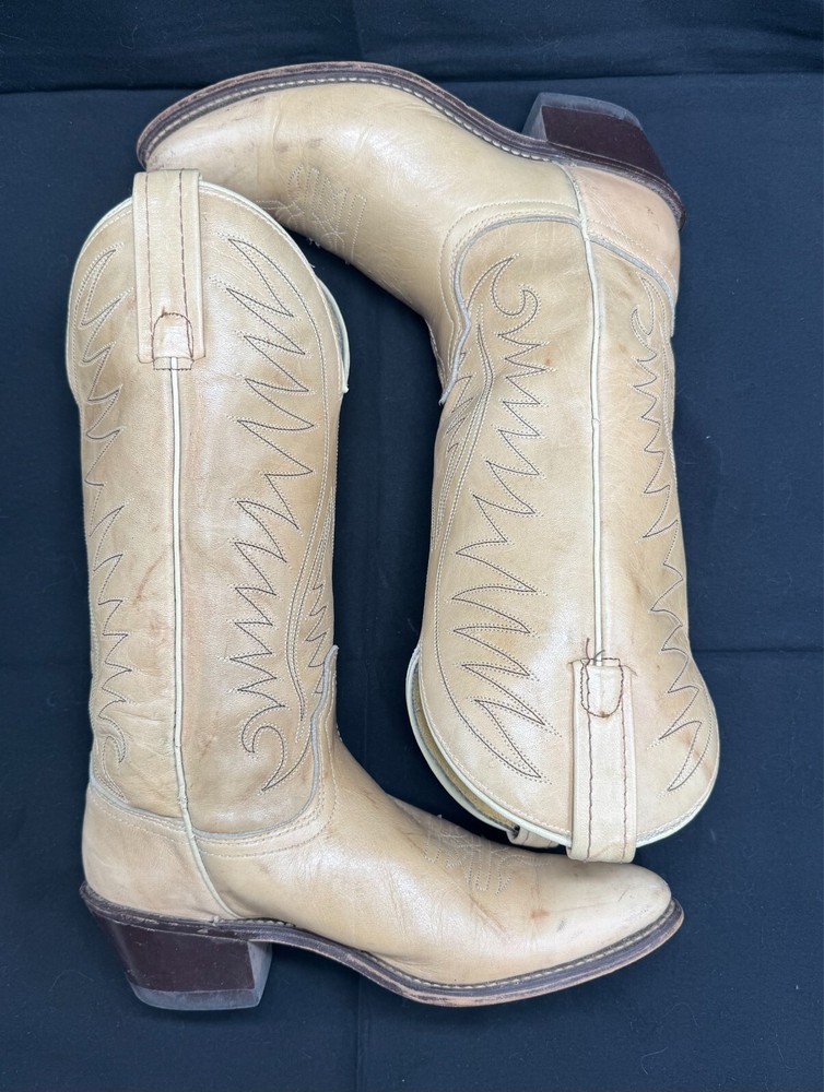 Vintage Women's ACME Tan Leather Western Cowgirl Boots Size 6