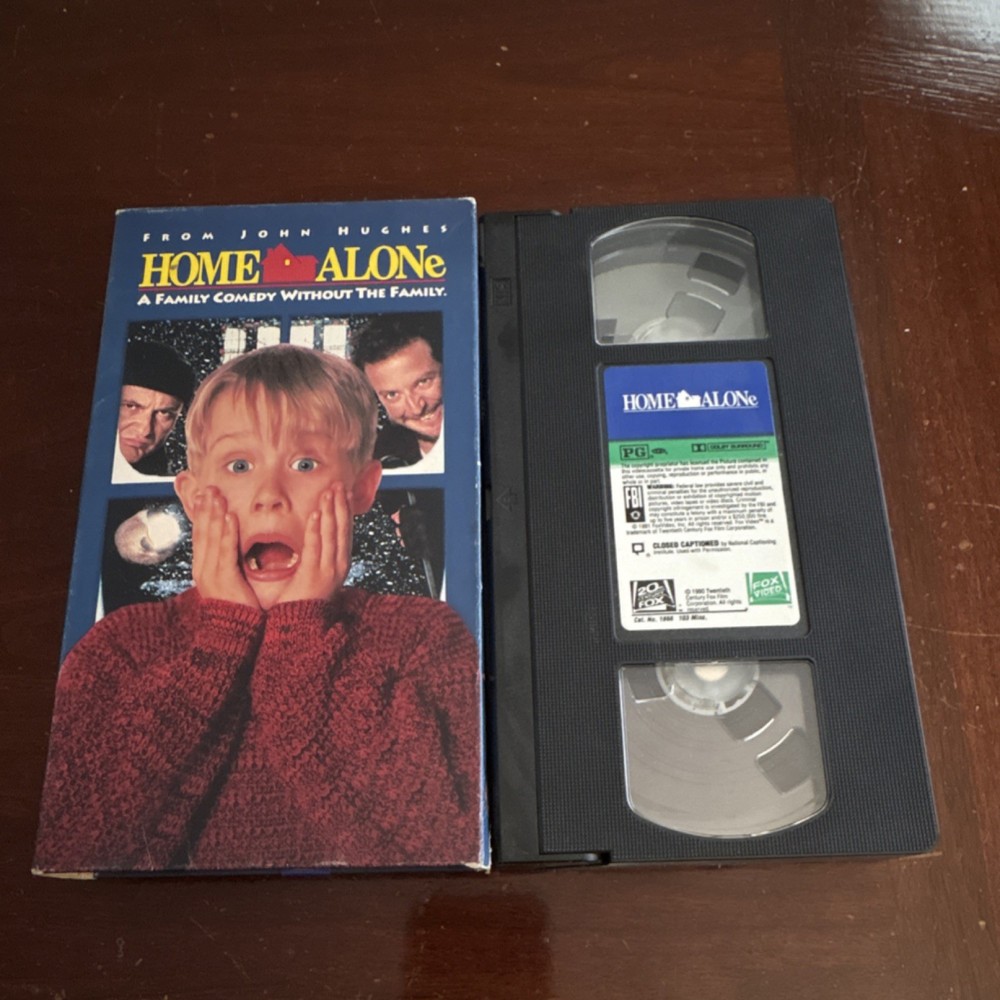 20th Century Fox Home Alone VHS NTSC Family Comedy PG Macaulay Culkin Joe Pesci