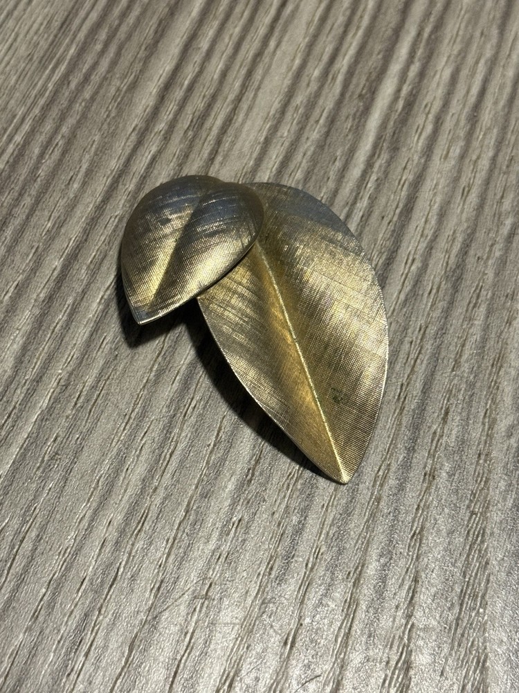 Vintage Napier Gold Tone Double Leaf Brooch Pin Textured Brushed Mid Century