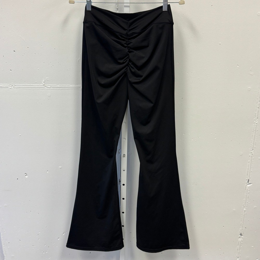 Otos Viral Flare Butt Lifting Leggings Black Medium Athleisure Yoga Full Length