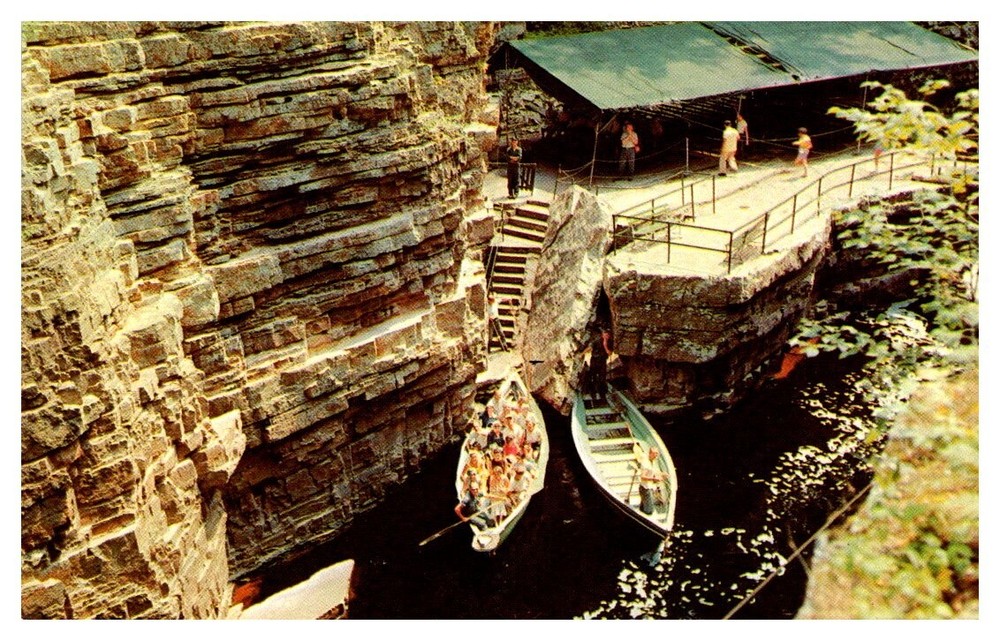 1950s Loading the Boats at Ausable Chasm Scenic Wonder New York Vintage Postcard
