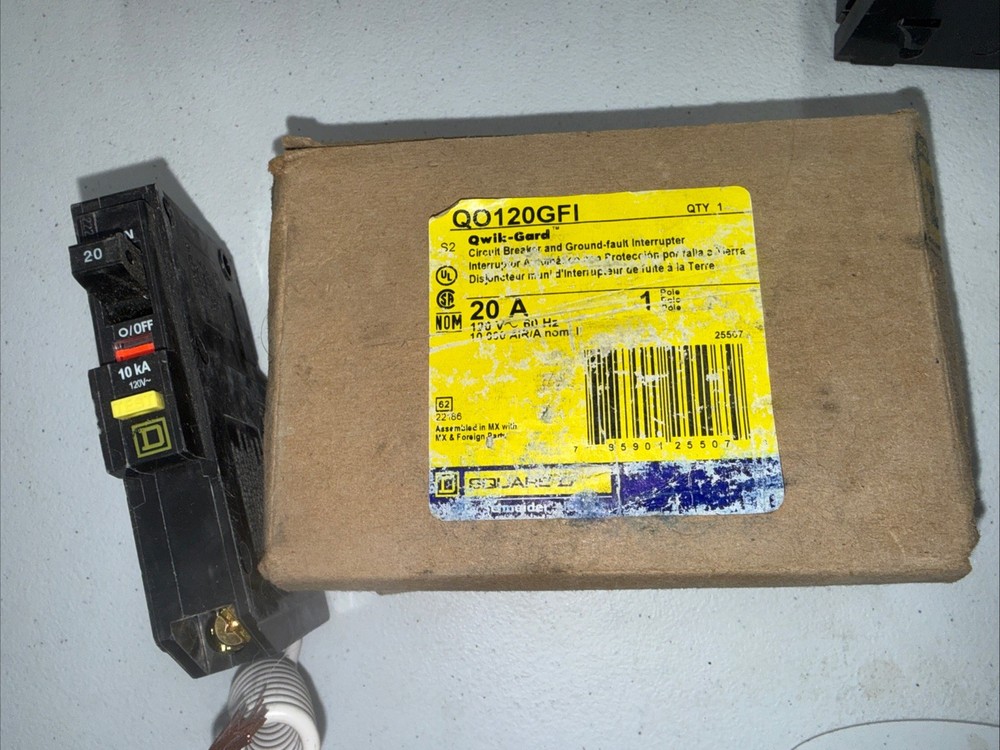 Lot 3 SQUARE D QO120GFI 1p 20 amp PLUG IN Ground Fault breaker 120v NEW