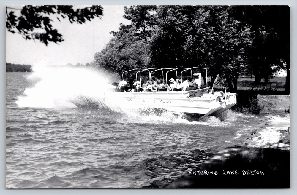RPPC~Wisconsin Dells Tour Boat Entering Lake Delton~Real Photo Postcard