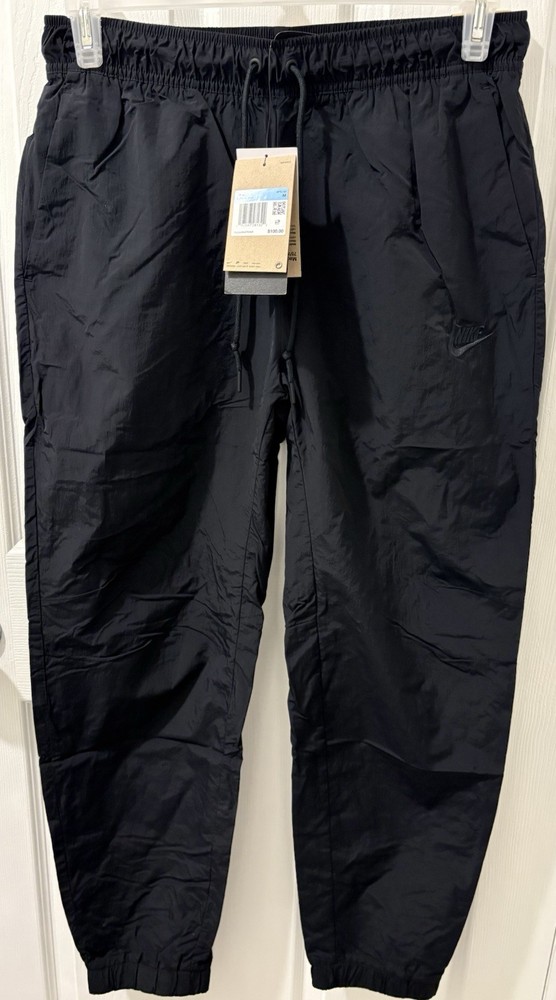 Nike Tech Men's Size Medium Woven UV Taper Leg Pants FZ0758-010 Black/Black NEW