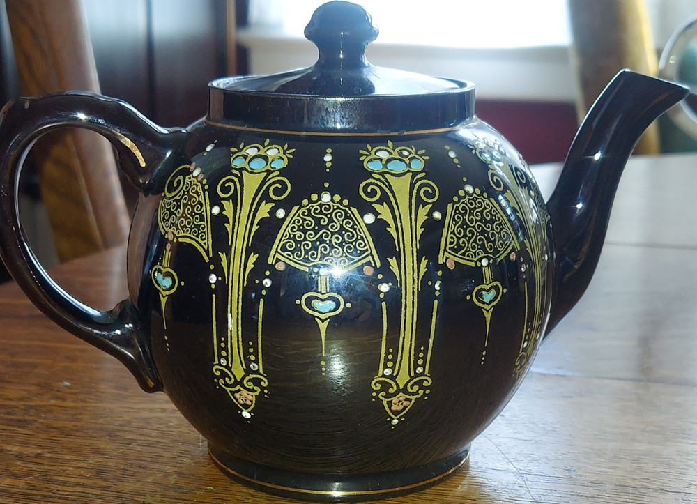 Gibson & Sons Ltd Cleland Floral Ceramic Tea Pot Brown Glossy England