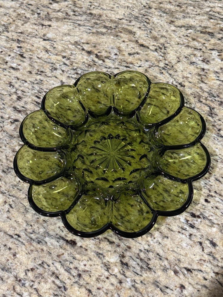 Vintage 1972 Anchor Hocking Glass Fairfield Avocado Green Egg Plate