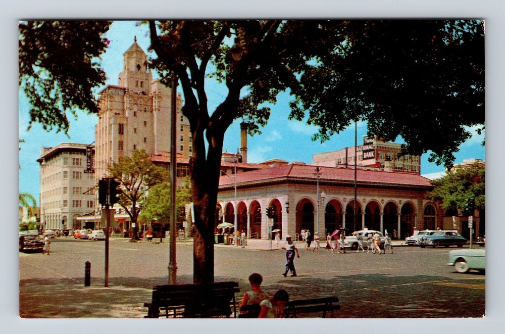 St Petersburg FL-Florida Open Air Post Office And Downtown Vintage Postcard