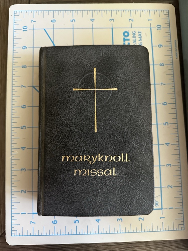 Vtg Maryknoll Missal Vatican II Edition HC Catholic Prayer Book 1966 PJ Kennedy