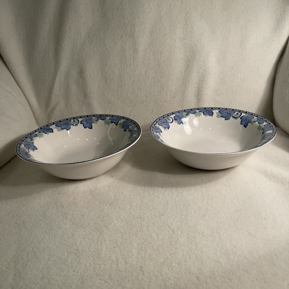 Vintage Pfaltzgraff Blue Isle Salad Cereal Bowls Set of 2 Blue Green Leaf Pattern