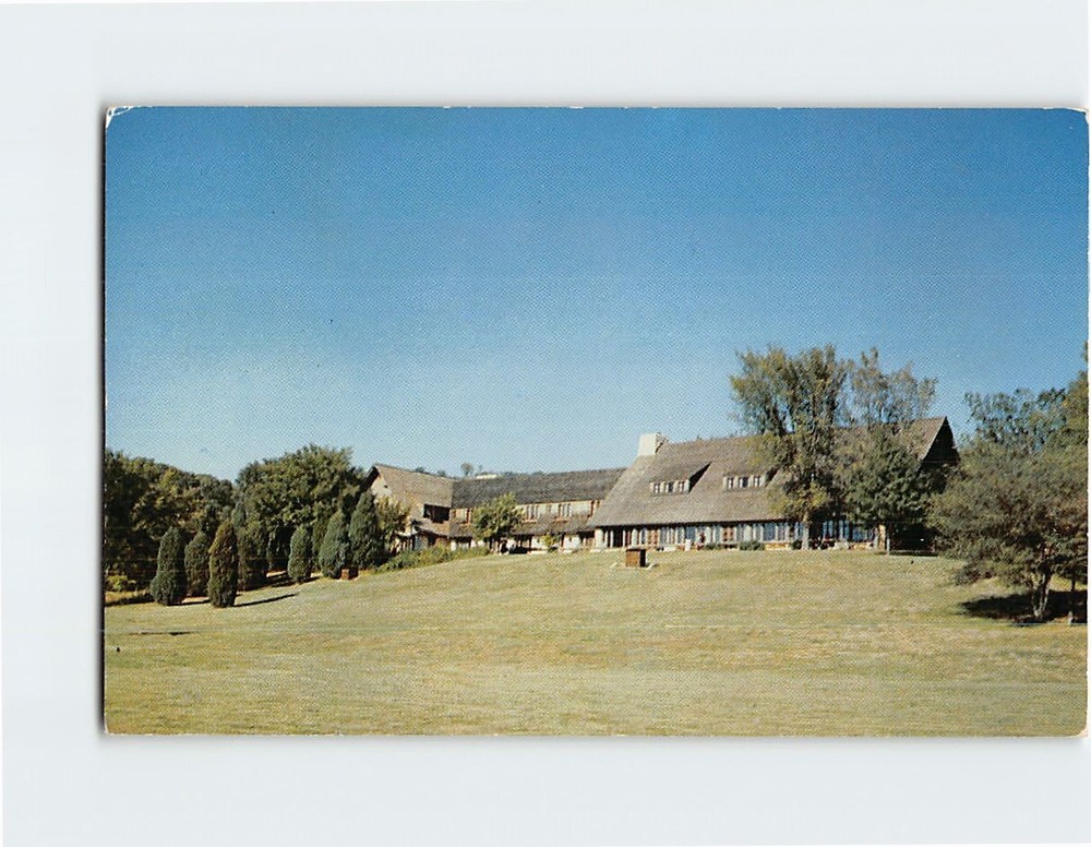 Postcard The Lodge Pere Marquette State Park Grafton Illinois USA