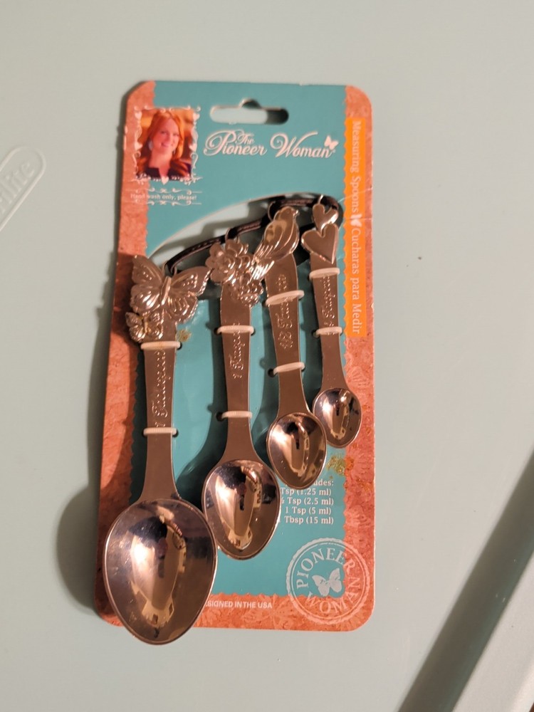 Pioneer Woman Measuring Spoons Set Butterfly Flower Bird Heart Cowboy Rustic